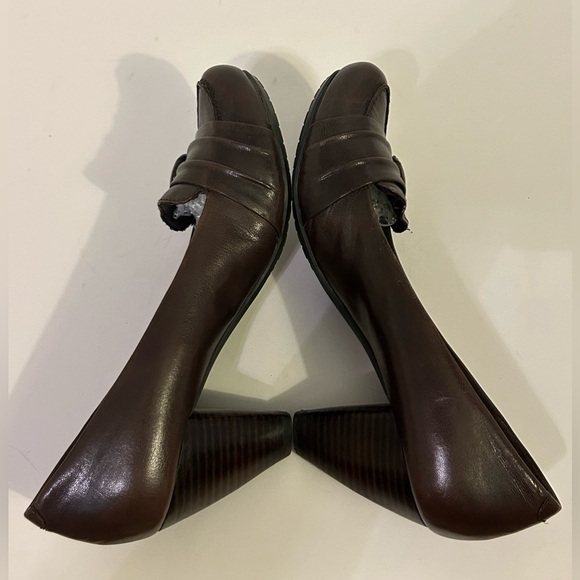 Bare Traps Women’s Size 9 Brown Leather Loafer Heels Excellent Career Cocktail - Picture 6 of 16